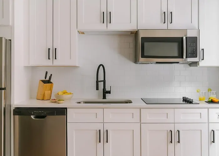 Livn Millennium Park Downtown Superior 2 Br Chicago